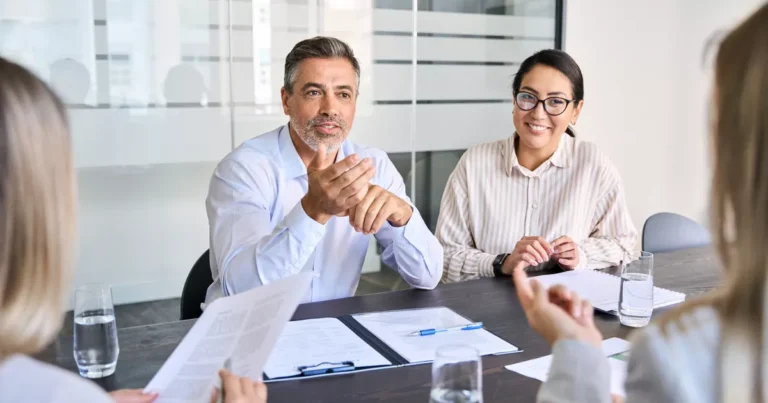 Business Insurance: A Complete Guide to Protecting Your Company and Reducing Financial Risks