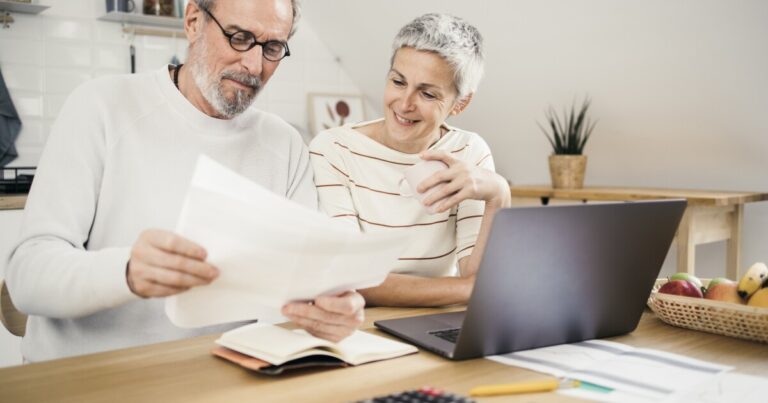 Fixed Annuities: A Complete Guide to Secure Retirement Income